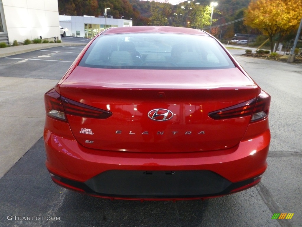2020 Elantra SE - Scarlet Red Pearl / Beige photo #2