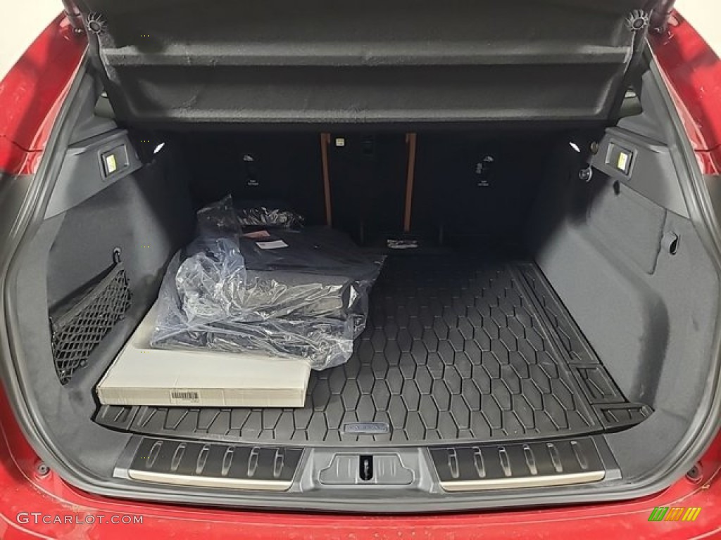 2024 Jaguar F-PACE P400 R-Dynamic S Trunk Photo #146722167