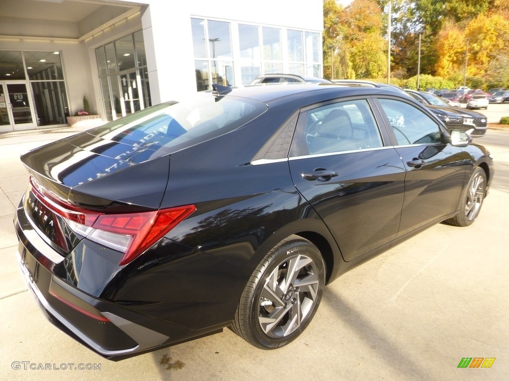 2024 Elantra SEL - Abyss Black / Black photo #2