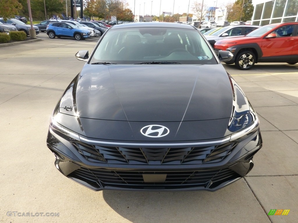 2024 Elantra SEL - Abyss Black / Black photo #8