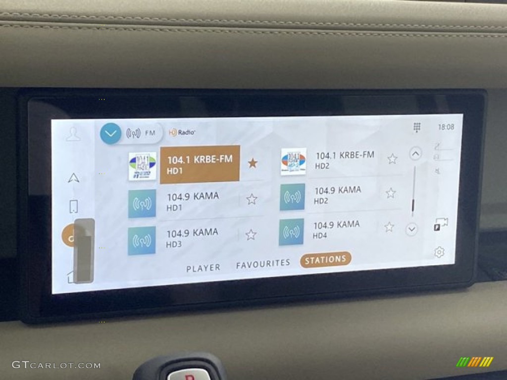 2023 Land Rover Defender 110 S Audio System Photos