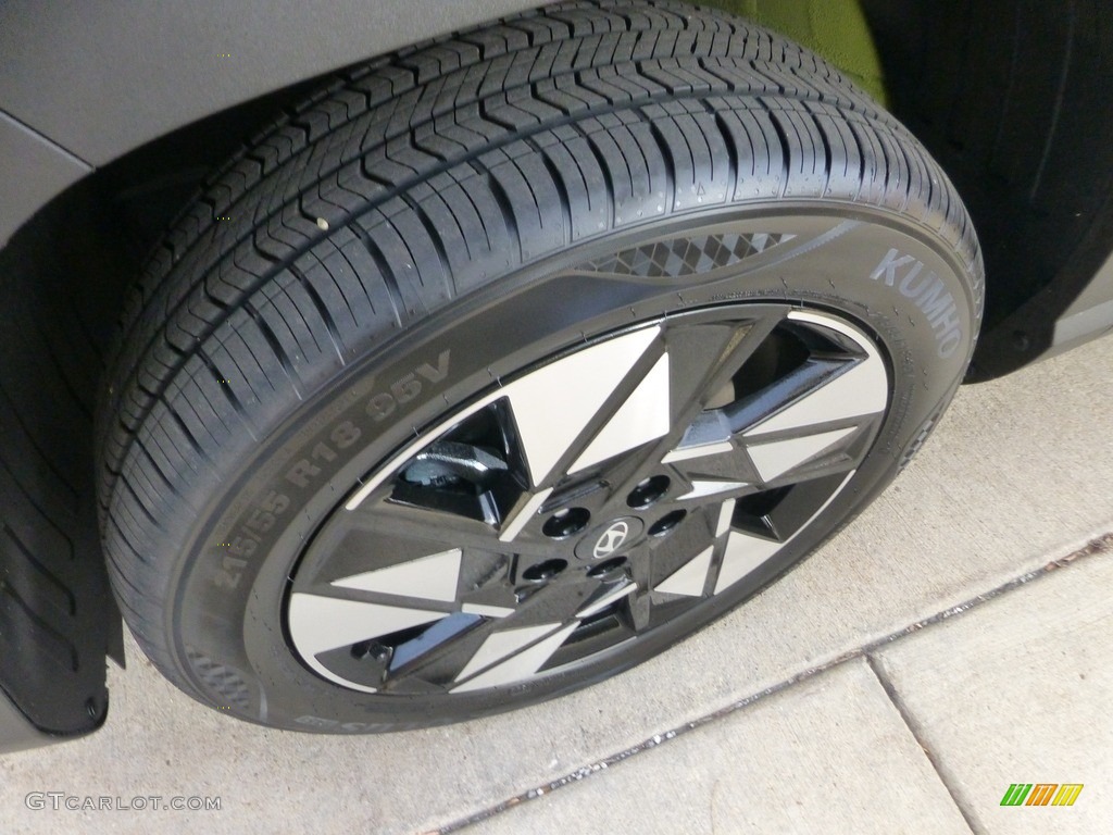 2024 Kona SEL AWD - Neoteric Yellow / Black photo #10