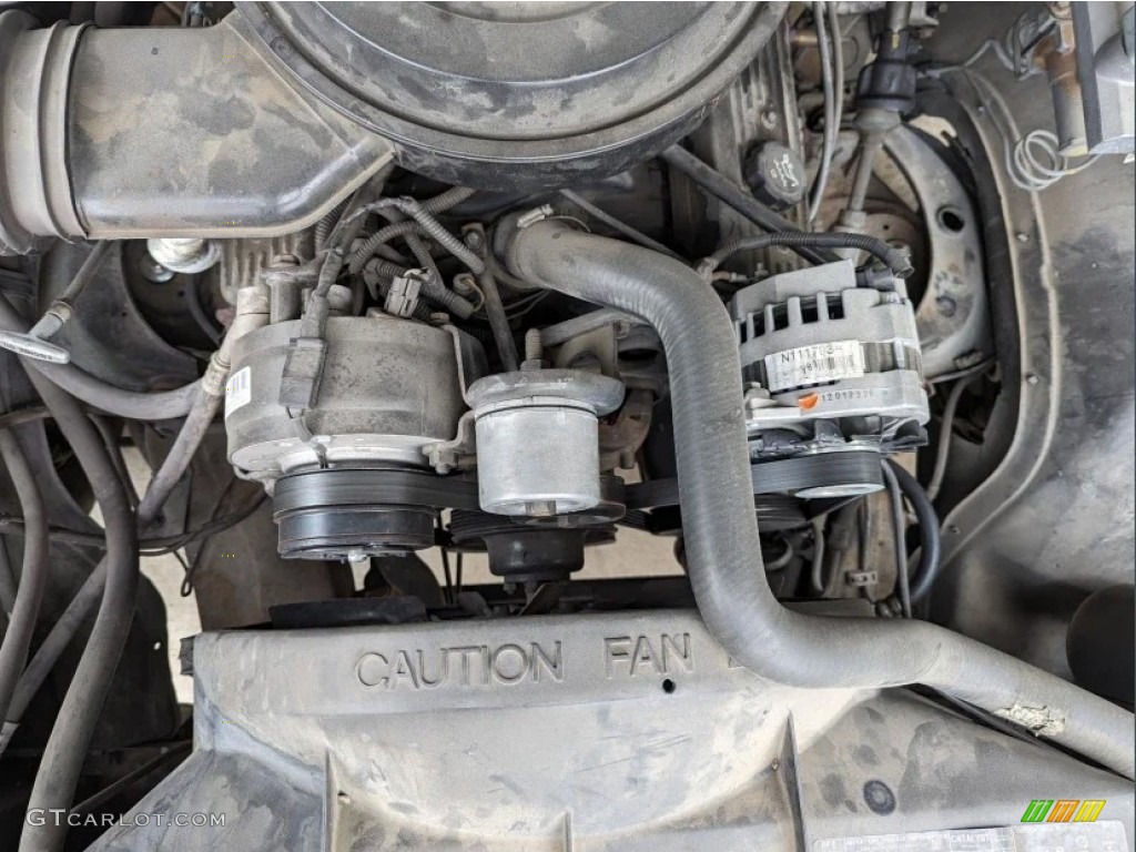 1989 Chevrolet C/K C1500 Silverado Regular Cab 5.7 Liter OHV 16-Valve V8 Engine Photo #146723943