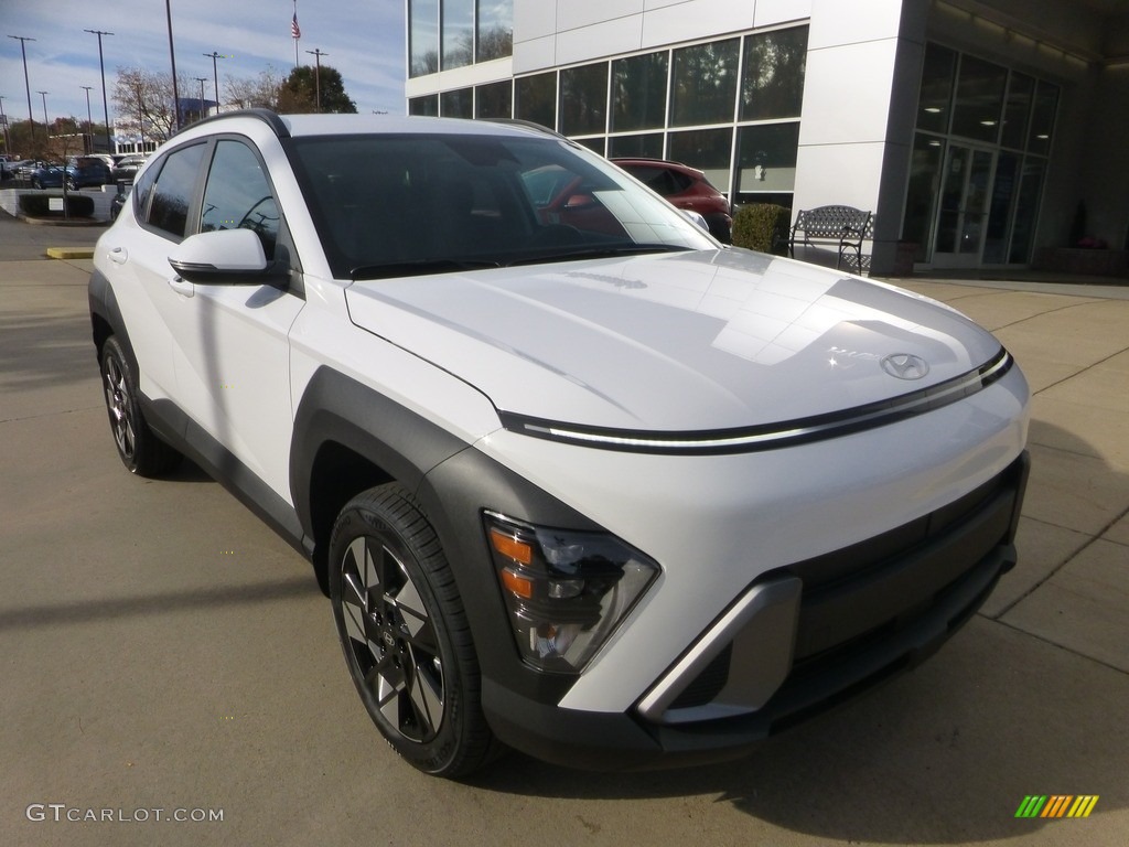 2024 Kona SEL AWD - Atlas White / Black photo #9