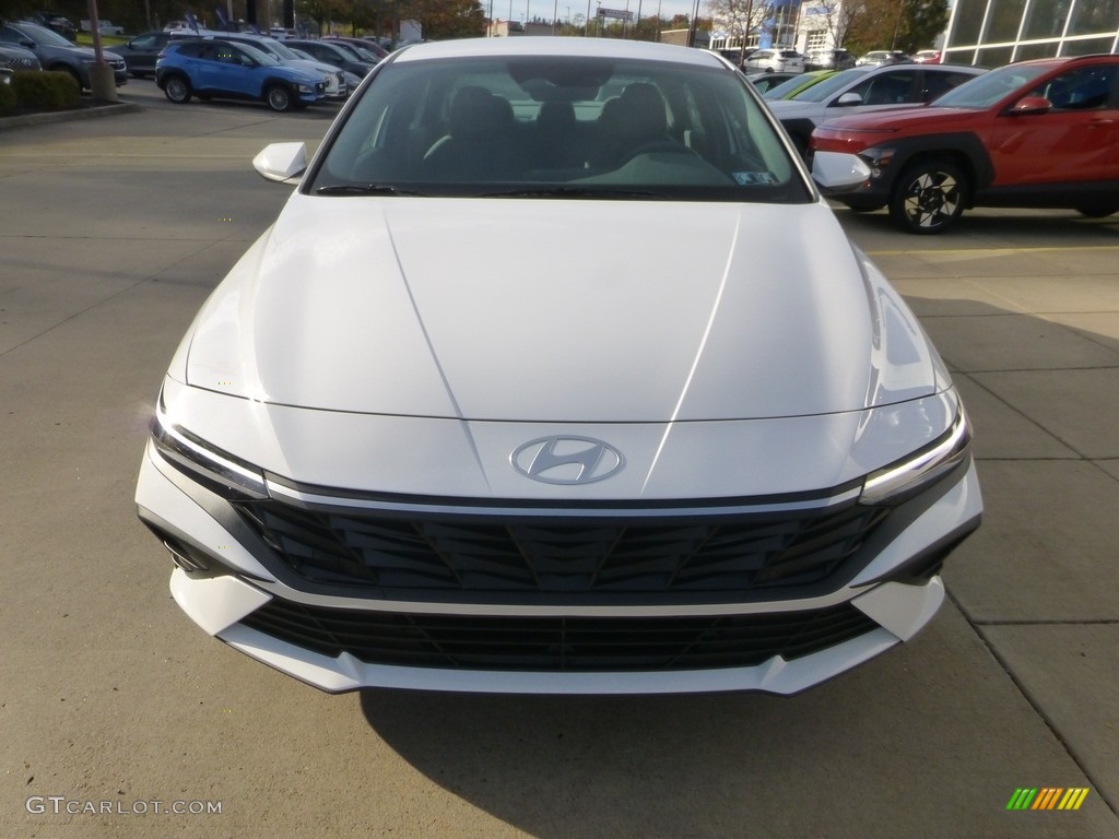2024 Elantra SEL - Serenity White / Gray photo #8