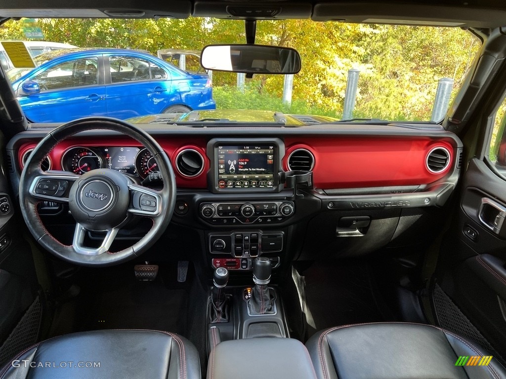 2021 Jeep Wrangler Unlimited Rubicon 4x4 Dashboard Photos