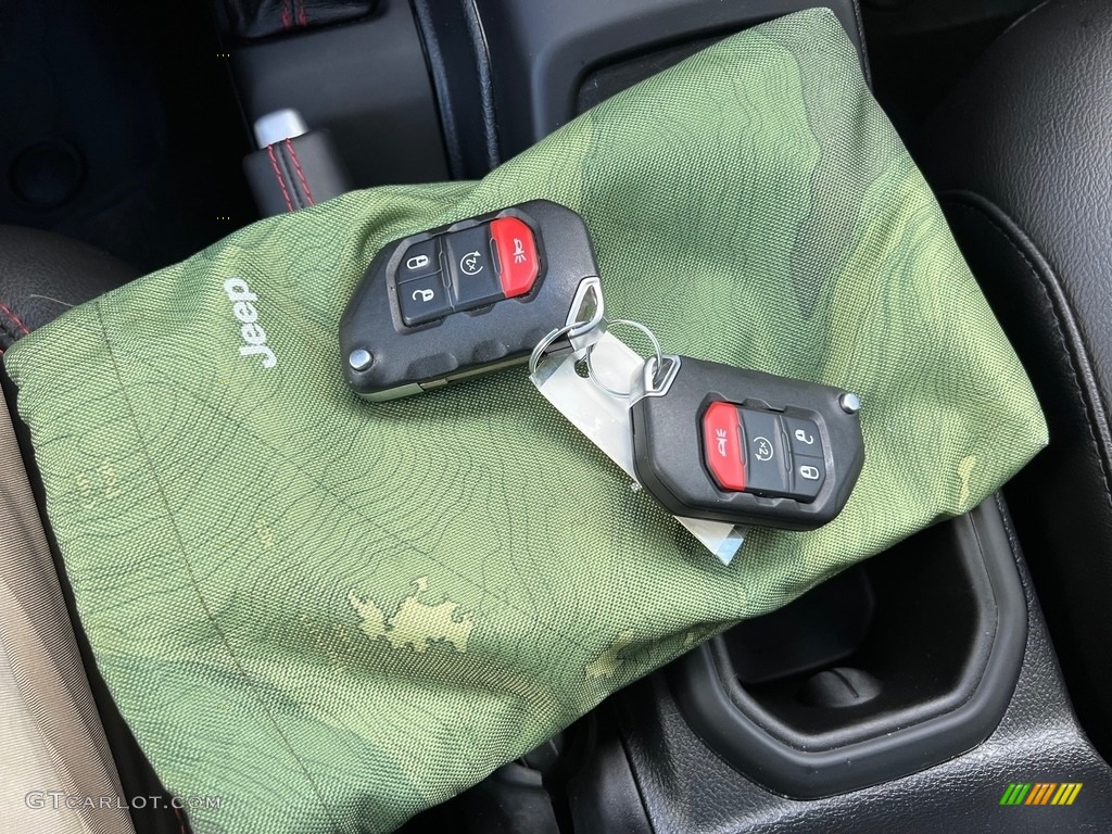 2021 Jeep Wrangler Unlimited Rubicon 4x4 Keys Photos