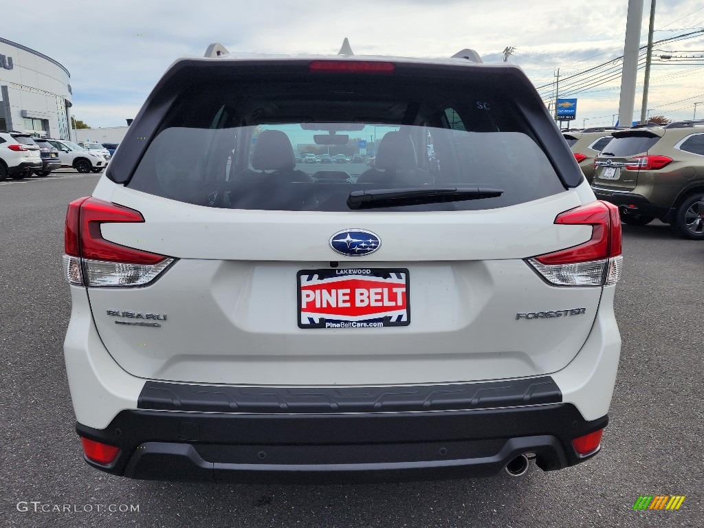 2023 Forester Limited - Crystal White Pearl / Gray photo #5