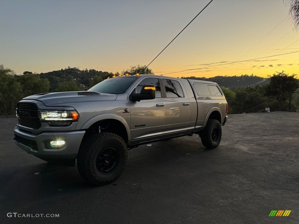 2023 Ram 2500 Limited Mega Cab 4x4 Exterior Photos