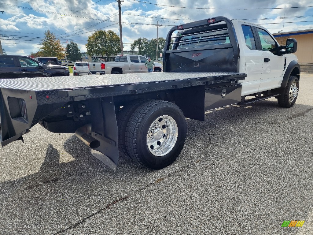 2021 F450 Super Duty XL Crew Cab 4x4 Chassis - Oxford White / Medium Earth Gray photo #8