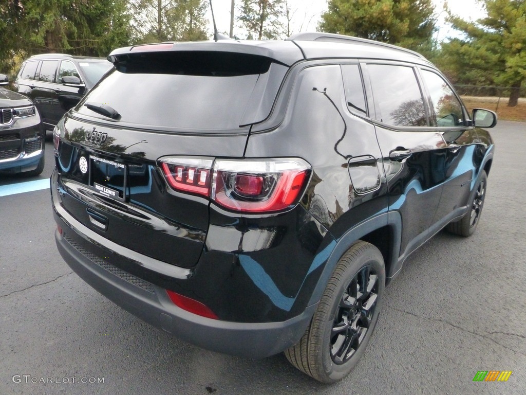 Diamond Black Crystal Pearl 2024 Jeep Compass Limited 4x4 Exterior Photo #146726915