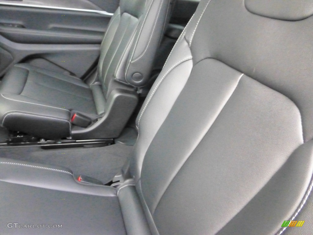 2024 Jeep Grand Cherokee L Limited 4x4 Rear Seat Photo #146727515