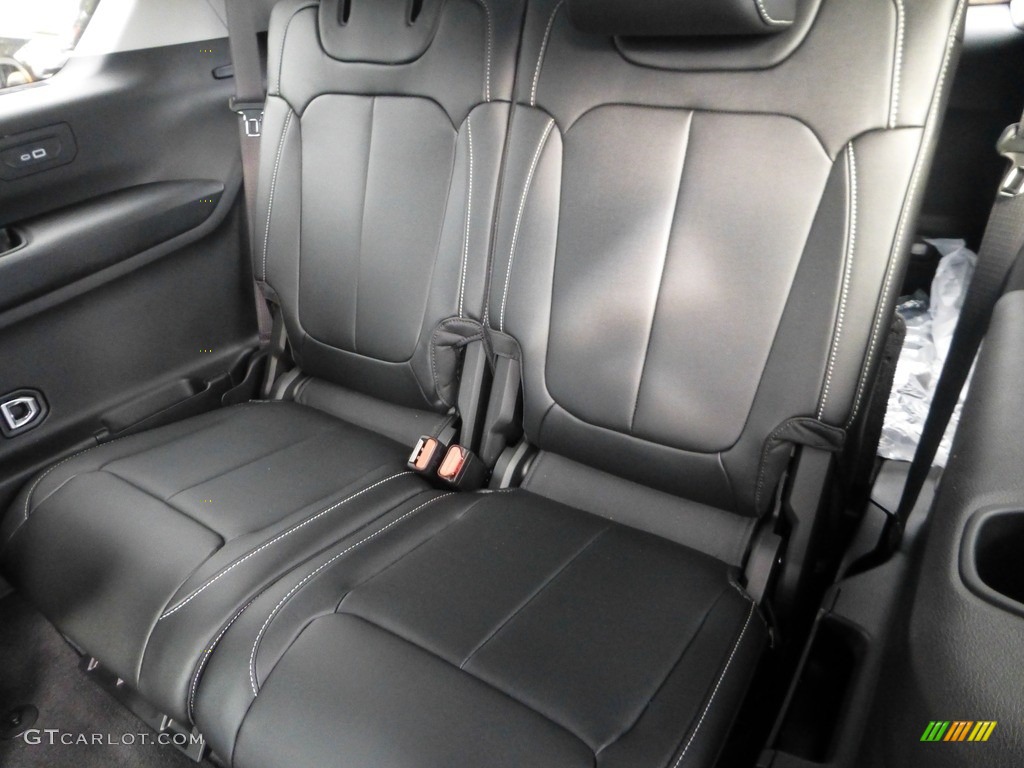 2024 Jeep Grand Cherokee L Limited 4x4 Rear Seat Photos