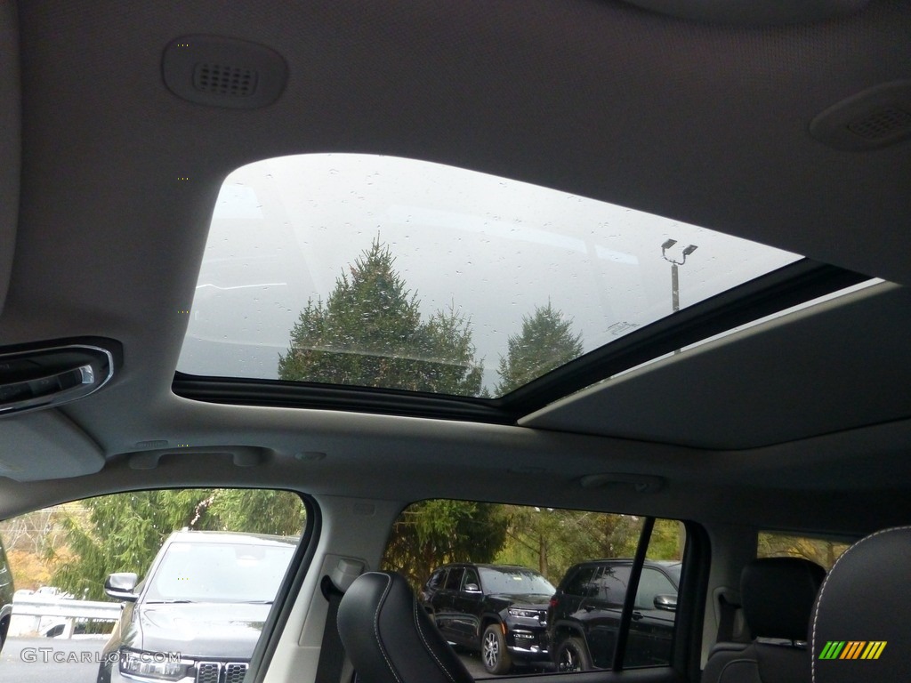 2024 Jeep Grand Cherokee L Limited 4x4 Sunroof Photos