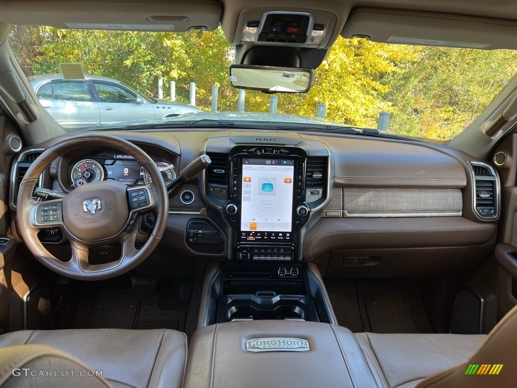 2022 Ram 2500 Limited Longhorn Crew Cab 4x4 Dashboard Photos