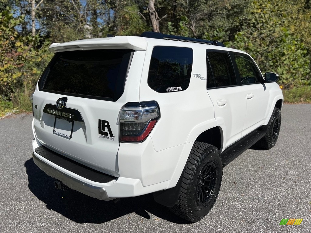 2022 4Runner TRD Off Road 4x4 - White / Black/Graphite photo #14