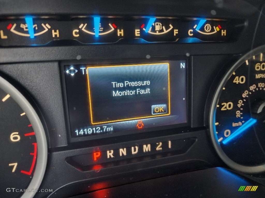 2015 F150 XLT SuperCrew 4x4 - Oxford White / Medium Earth Gray photo #15