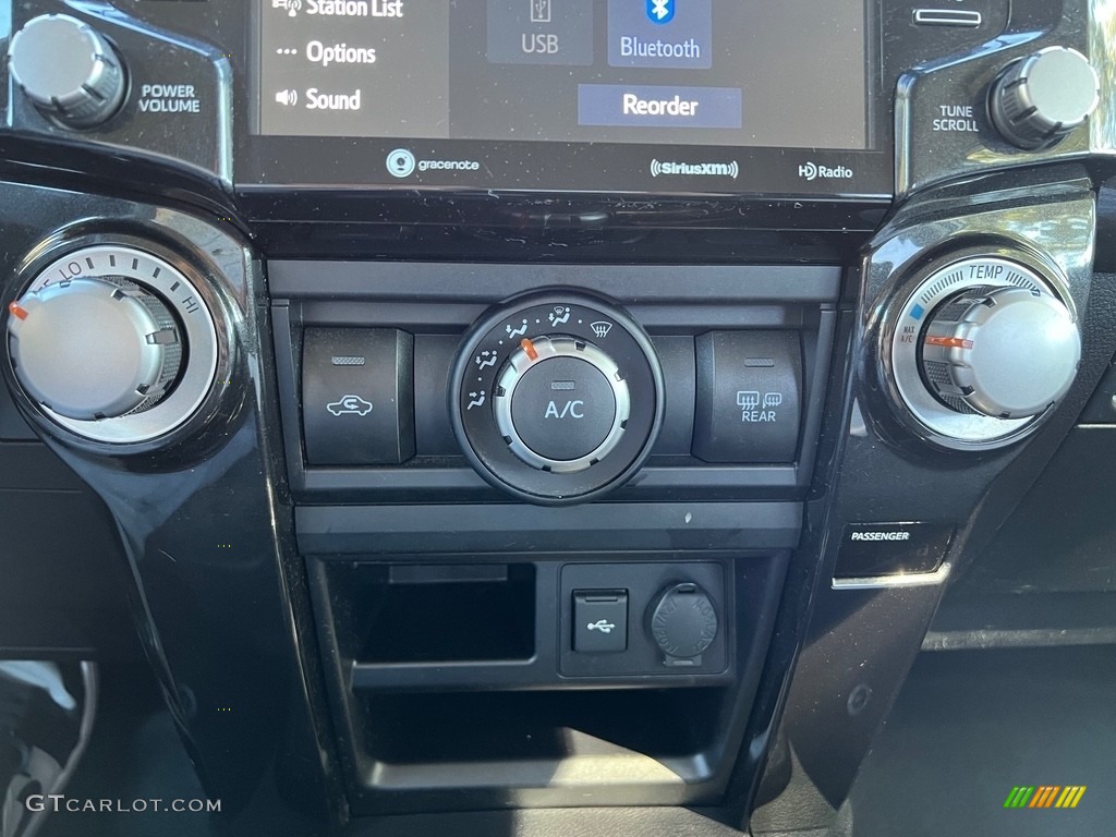 2022 Toyota 4Runner TRD Off Road 4x4 Controls Photo #146730218