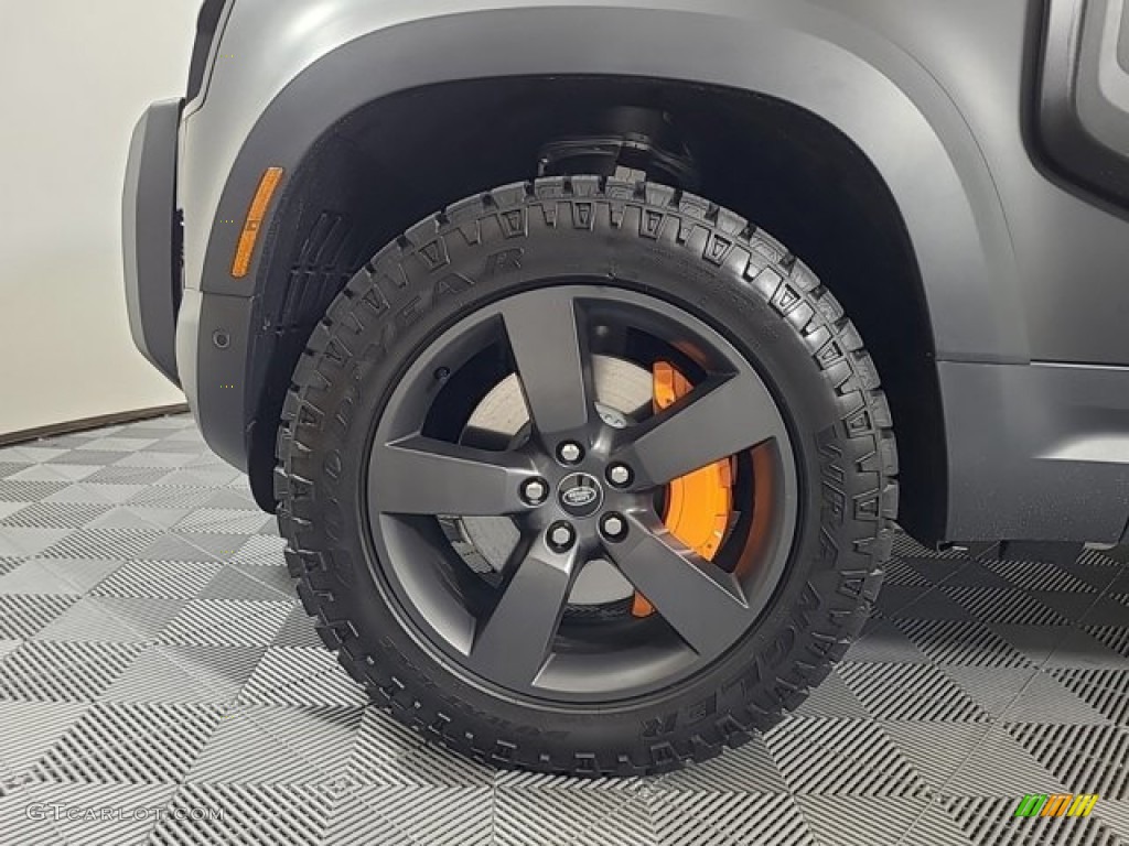 2023 Land Rover Defender 130 SE TReK Edition Wheel Photo #146730221