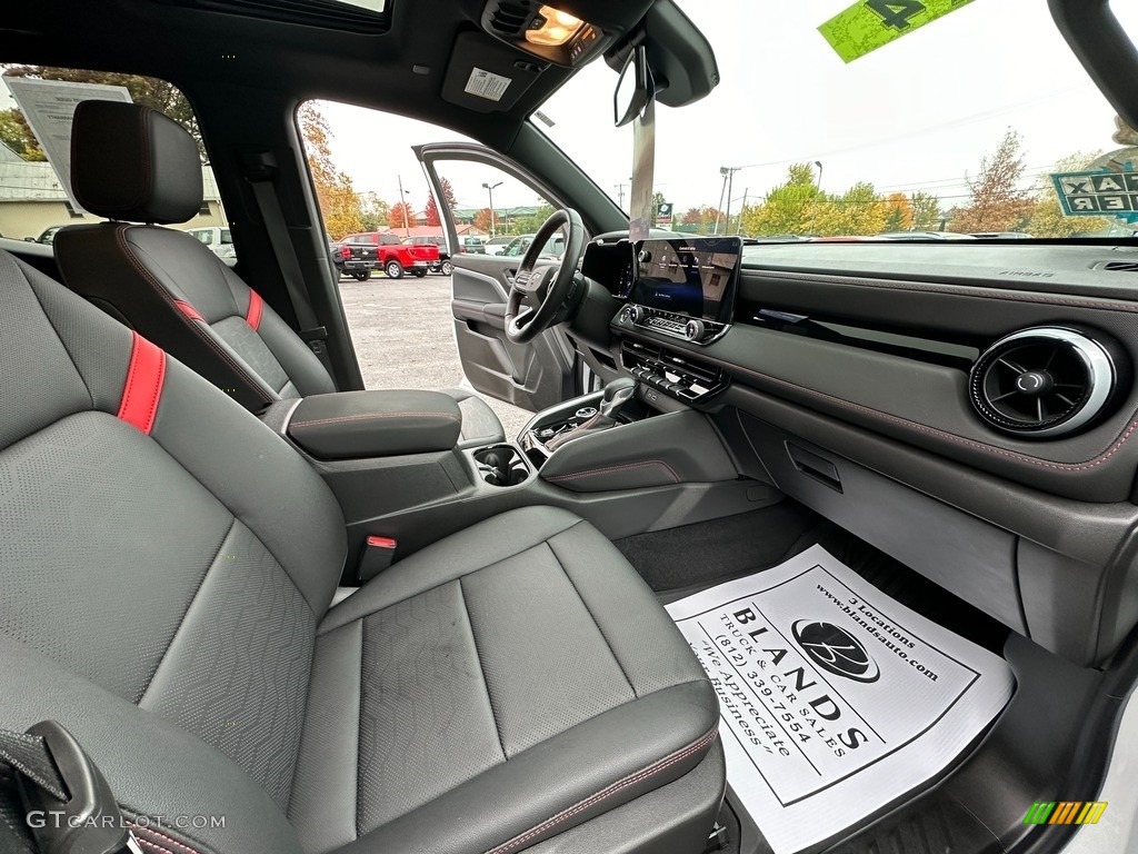2023 Chevrolet Colorado Z71 Crew Cab 4x4 Dashboard Photos