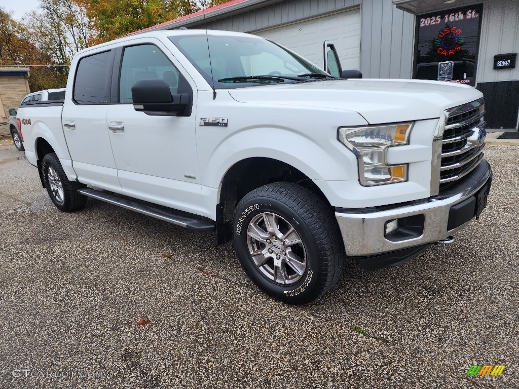 2015 F150 XLT SuperCrew 4x4 - Oxford White / Medium Earth Gray photo #32