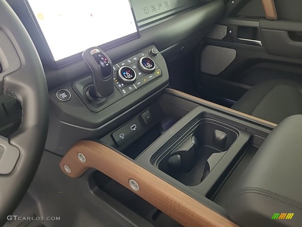 2024 Land Rover Defender 130 X-Dynamic SE Controls Photo #146730953