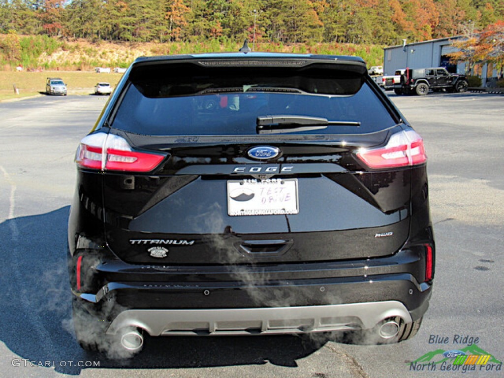 2024 Edge Titanium AWD - Agate Black Metallic / Ebony/Carmelo photo #3