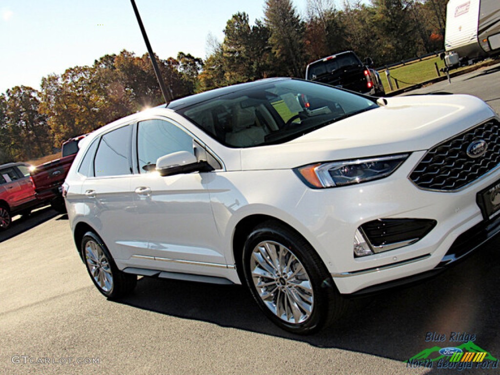 2024 Edge Titanium AWD - Star White Metallic Tri-Coat / Medium Soft Ceramic photo #25