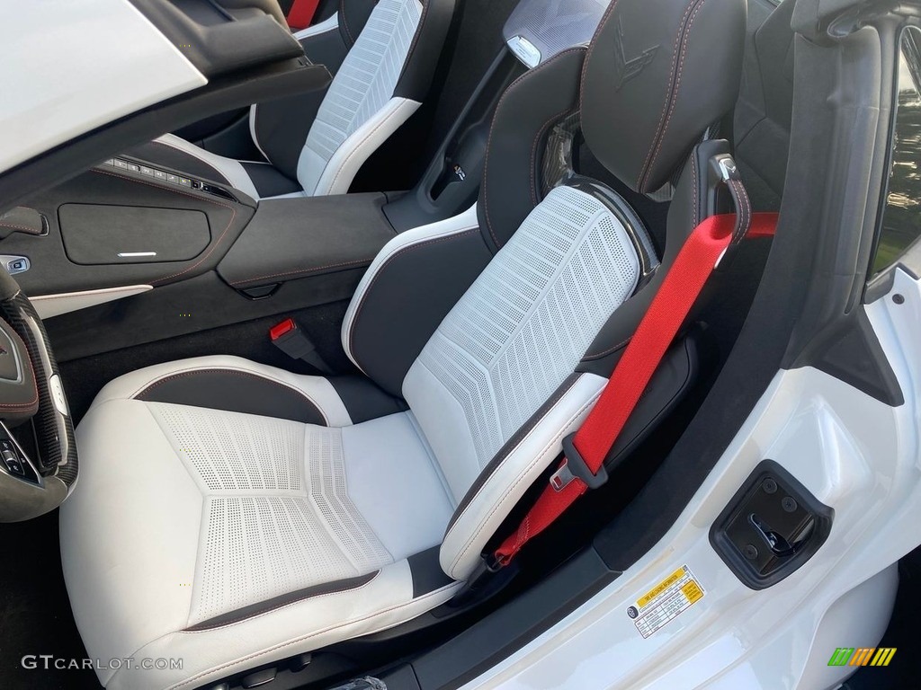 2023 Chevrolet Corvette 70th Anniversary Edition Z06 Convertible Front Seat Photo #146732792