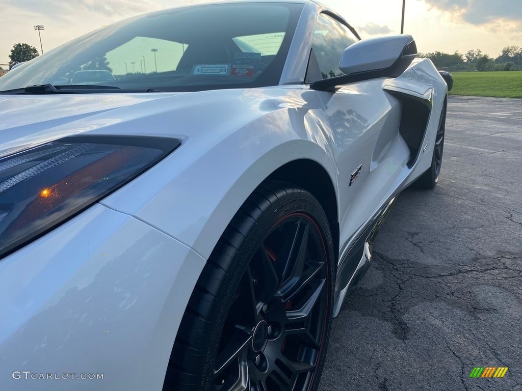 White Pearl Metallic Tricoat 2023 Chevrolet Corvette 70th Anniversary Edition Z06 Convertible Exterior Photo #146732948