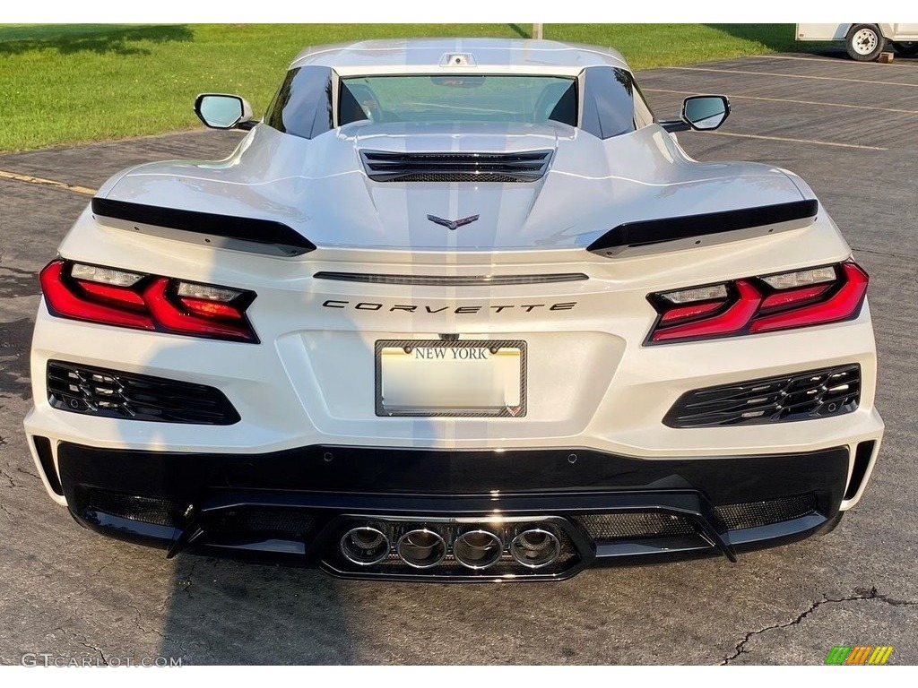 White Pearl Metallic Tricoat 2023 Chevrolet Corvette 70th Anniversary Edition Z06 Convertible Exterior Photo #146733023