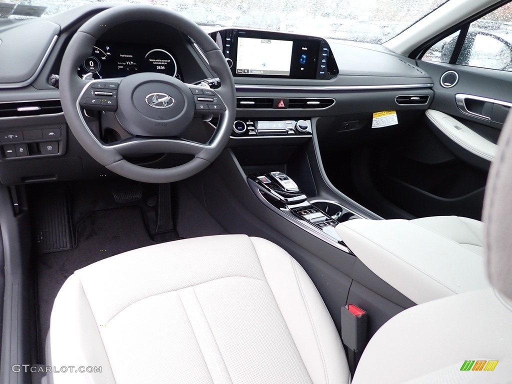 Medium Gray Interior 2023 Hyundai Sonata Limited Photo #146733383