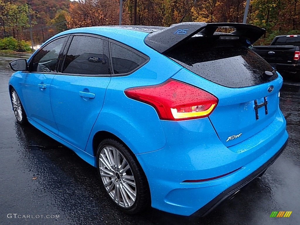 2018 Focus RS Hatch - Nitrous Blue / Charcoal Black Recaro Leather photo #5