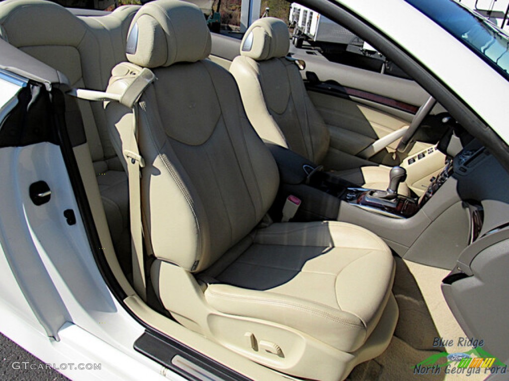 2013 G 37 Convertible - Moonlight White / Wheat photo #12