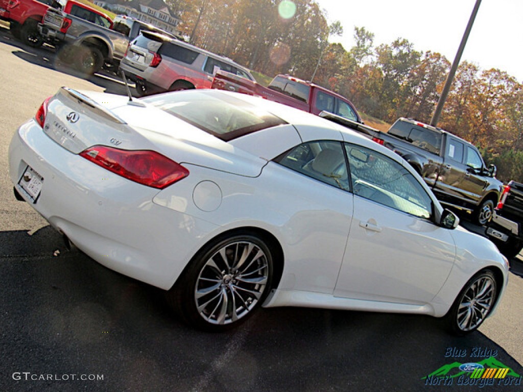 2013 G 37 Convertible - Moonlight White / Wheat photo #28