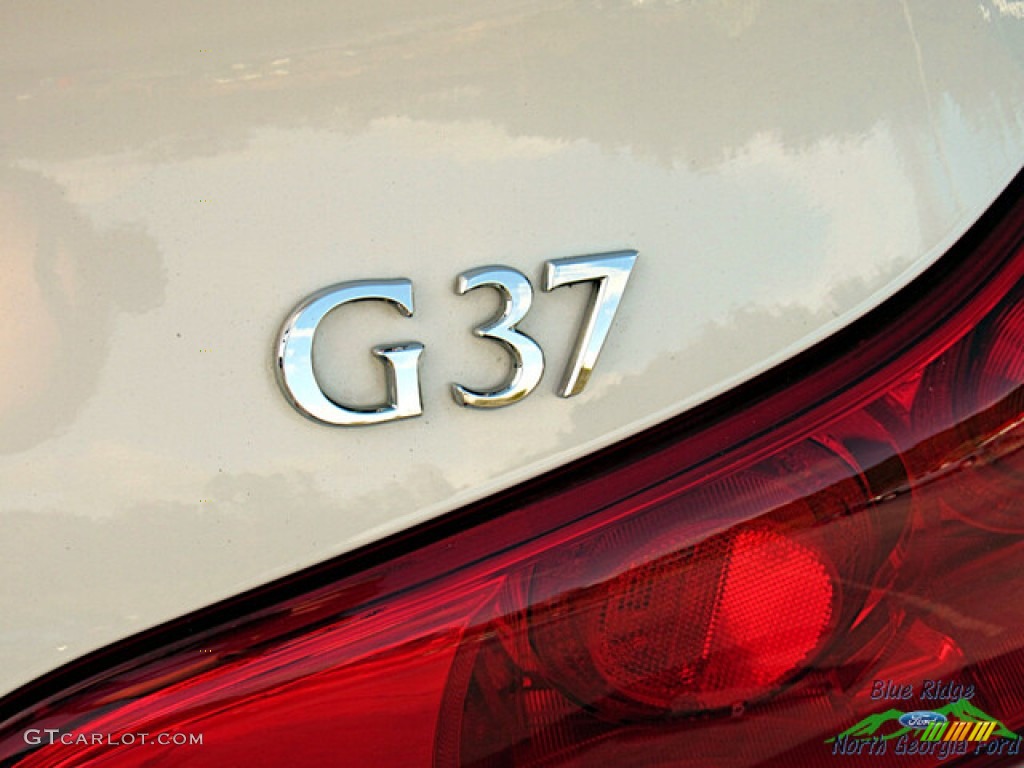 2013 G 37 Convertible - Moonlight White / Wheat photo #30