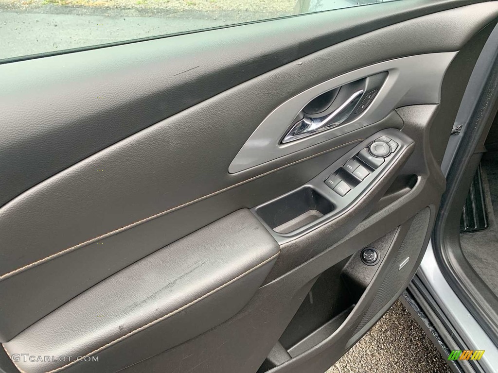 2021 Chevrolet Traverse LT AWD Jet Black Door Panel Photo #146737168