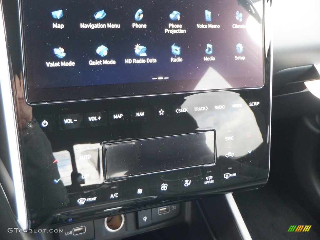 2024 Santa Cruz Limited AWD - California Sand / Black photo #25