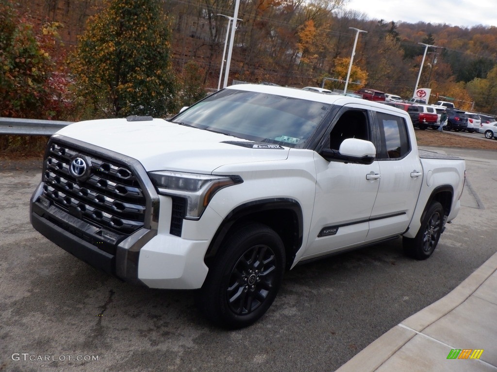 2022 Tundra Platinum Crew Cab 4x4 - Wind Chill Pearl / Black photo #7