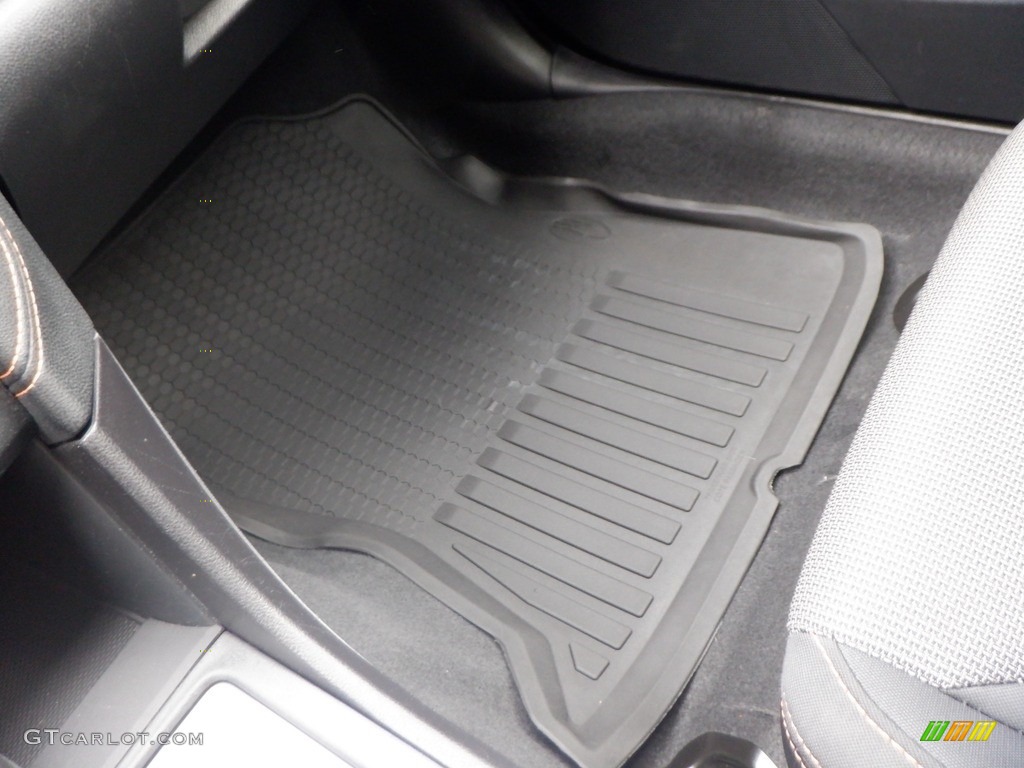 2021 Crosstrek Premium - Ice Silver Metallic / Black photo #16