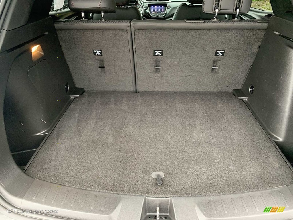 2021 Chevrolet TrailBlazer RS AWD Trunk Photos