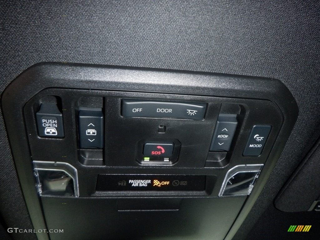 2022 Toyota Tundra Platinum Crew Cab 4x4 Controls Photos