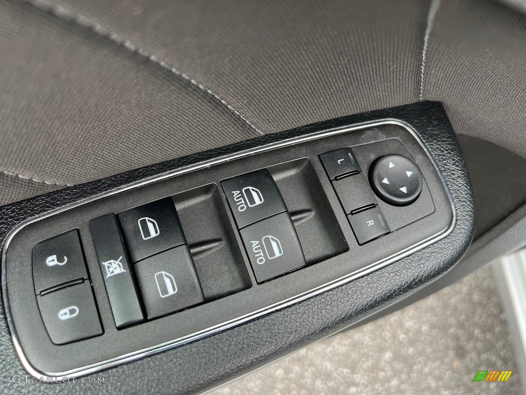 2022 Dodge Charger SXT Controls Photo #146739100