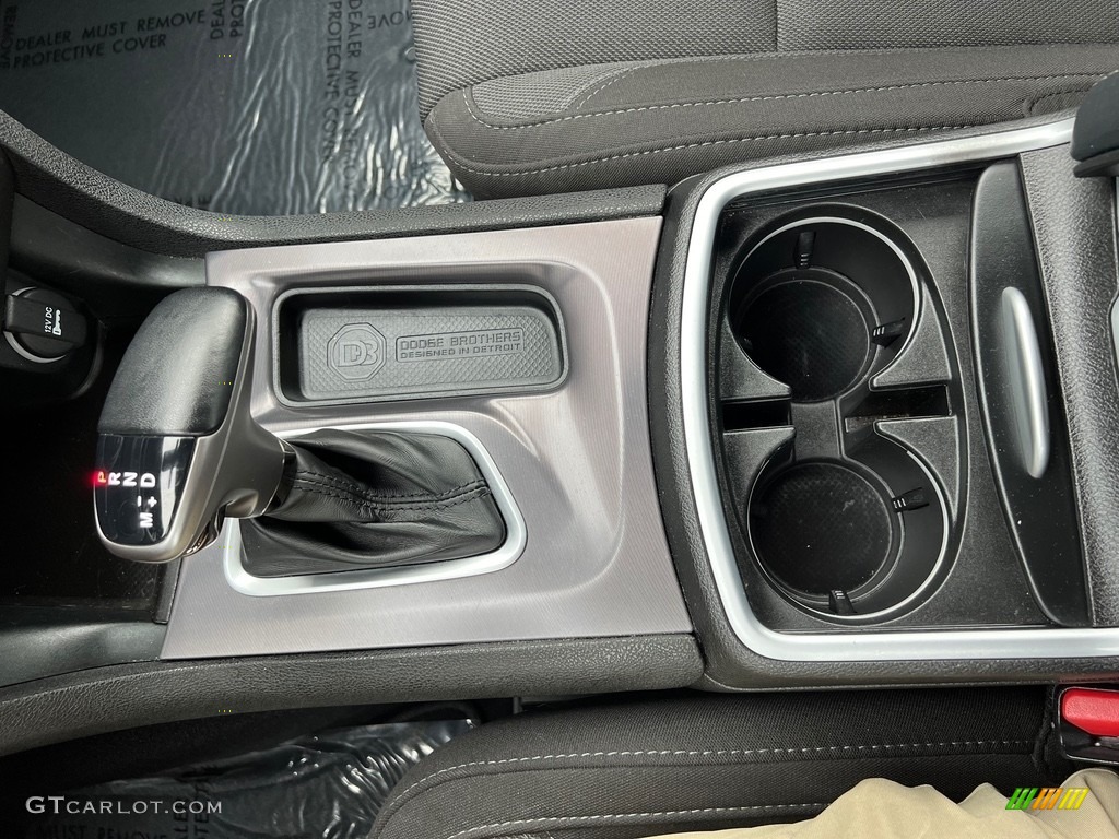 2022 Dodge Charger SXT Transmission Photos