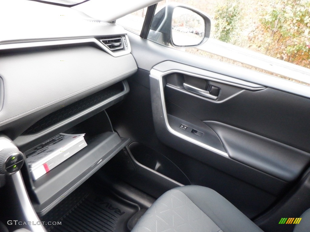 2021 RAV4 XLE AWD - Magnetic Gray Metallic / Black photo #31