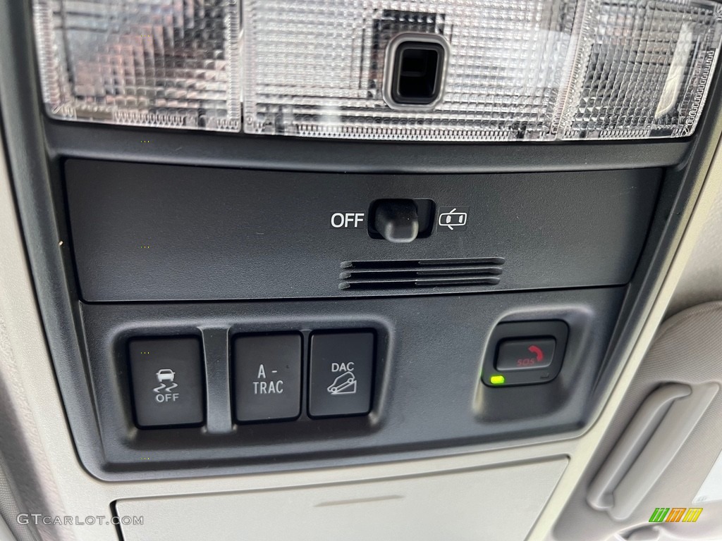 2022 Toyota 4Runner TRD Sport 4x4 Controls Photos