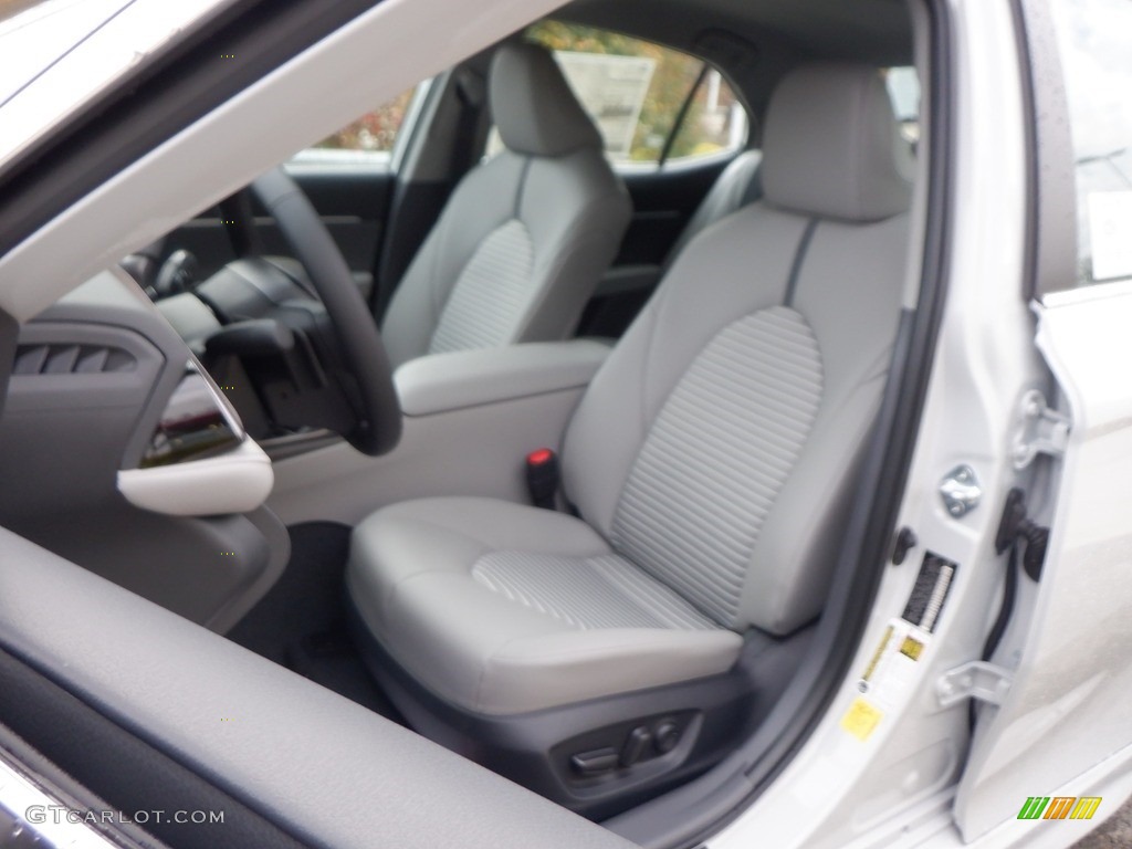 2024 Camry SE - Ice Edge / Black photo #10