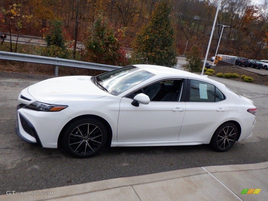 Ice Cap 2023 Toyota Camry SE Exterior Photo #146741250
