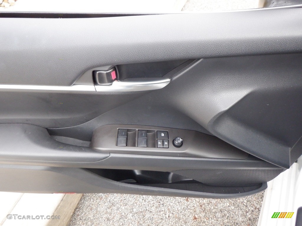2023 Camry SE - Ice Cap / Black photo #12