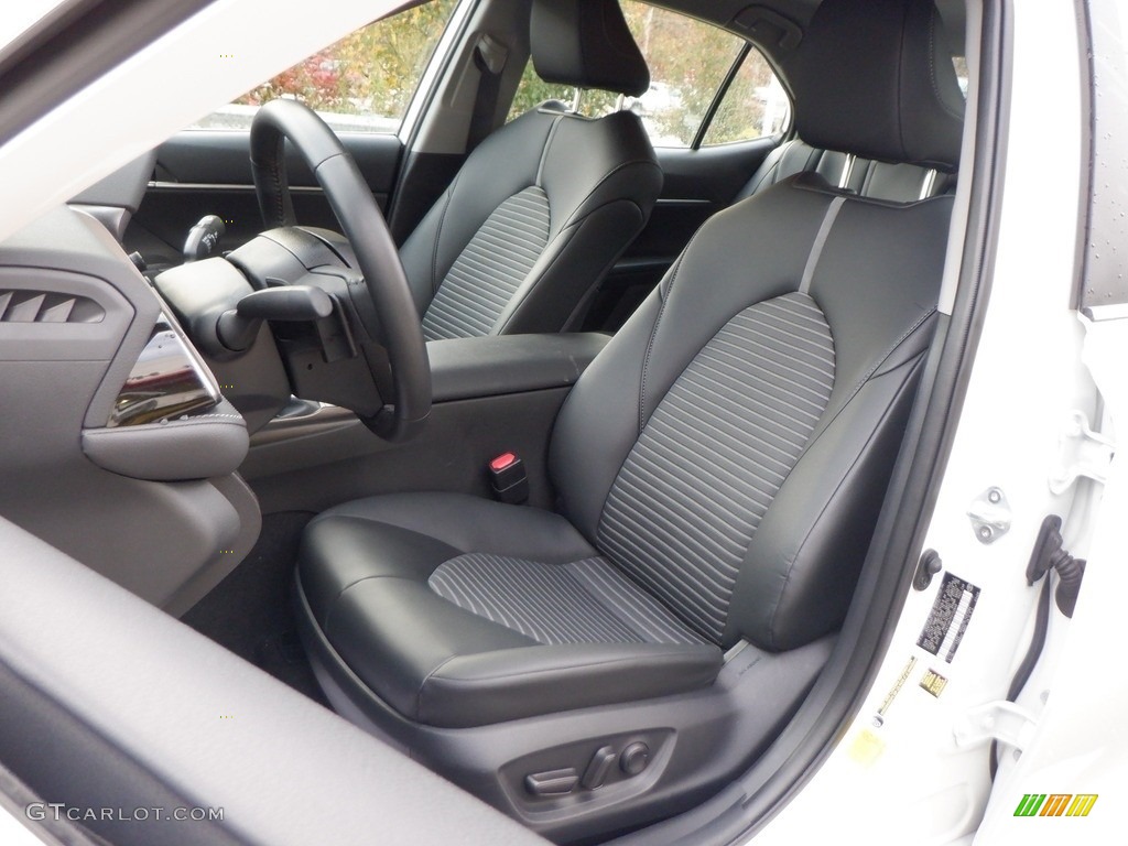 Black Interior 2023 Toyota Camry SE Photo #146741323